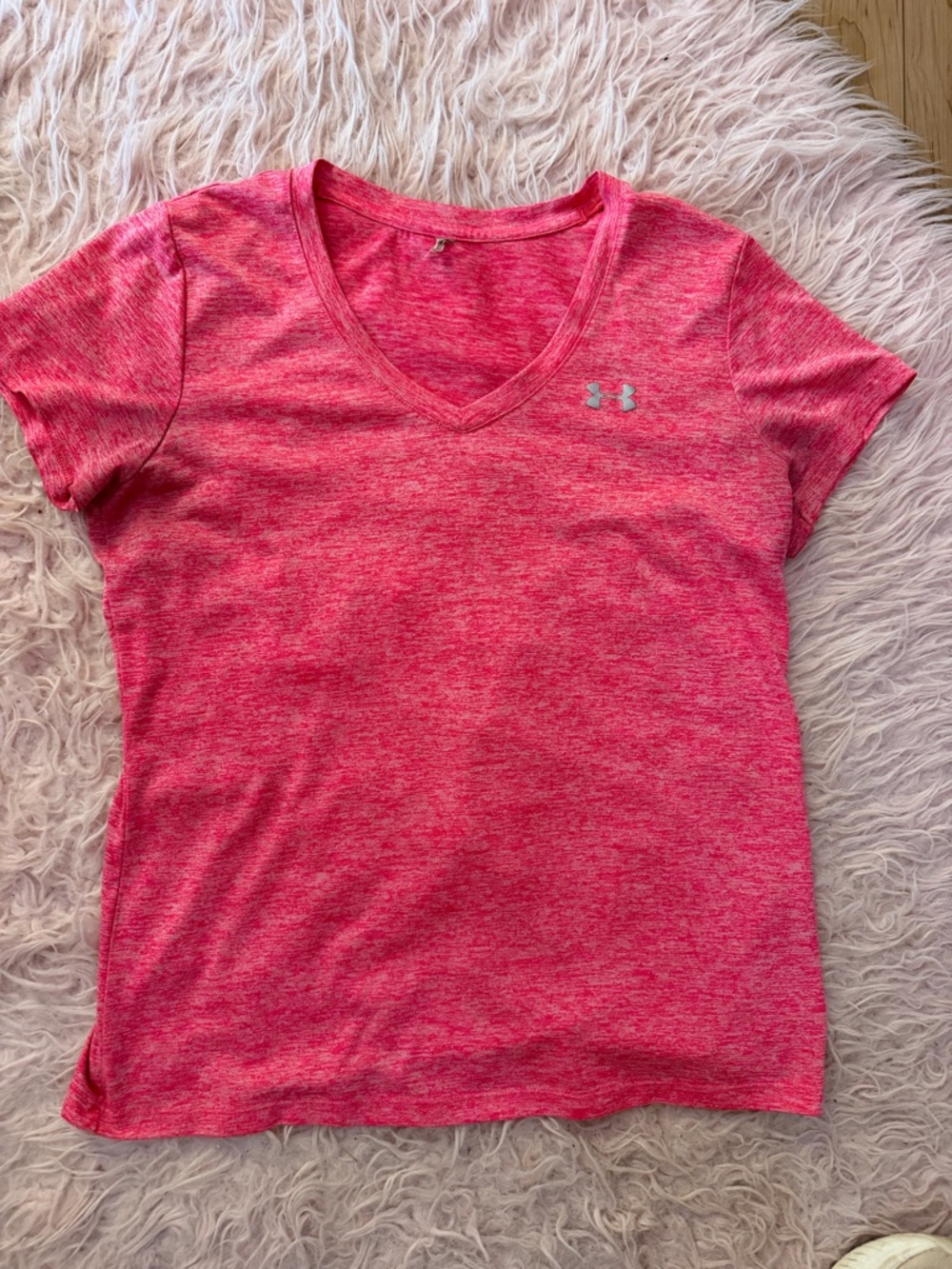 Under Armour Women's Pink V-Neck